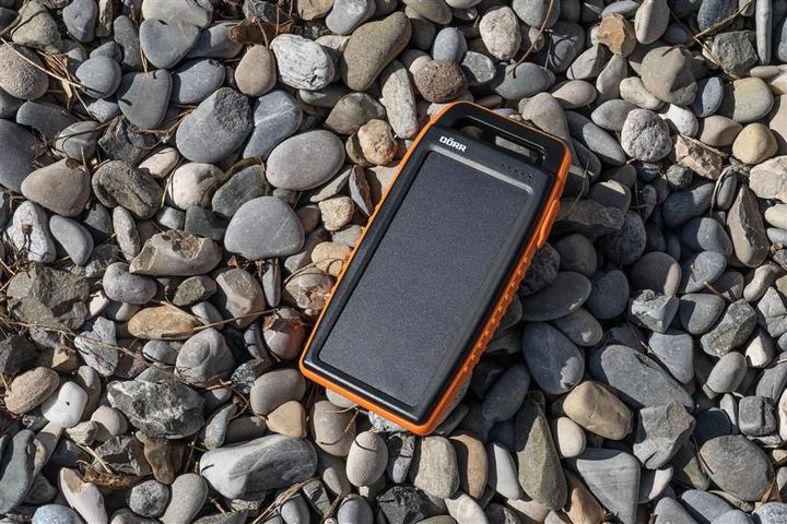 Produktbild Dörr Solar Powerbank SC-15000 orange (15000 mAh, 220 W, 55.50 Wh)