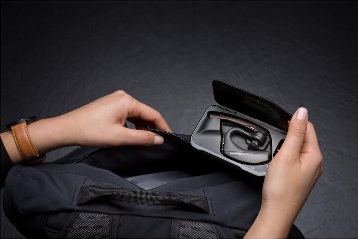 Actual product image Poly Voyager 5200 UC (Wireless, Cable, USB-A)