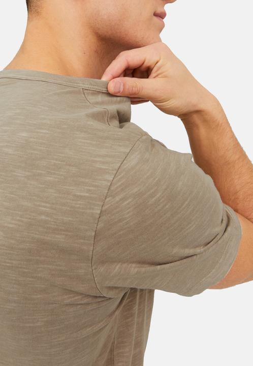 Actual product image Jack & Jones Split Neck T-Shirt (L)