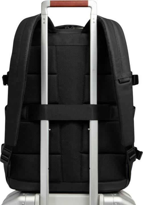 Actual product image Piquadro Reise-Laptop-Rucksack 15,6" aus recyceltem Stoff (36 l)