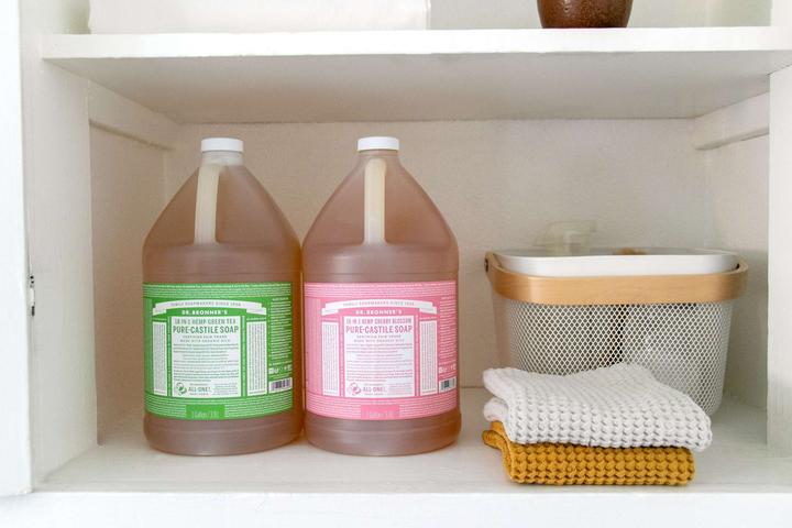 Actual product image Dr. Bronner's Green Tea 3.8L (Liquid soap, 3800 ml)