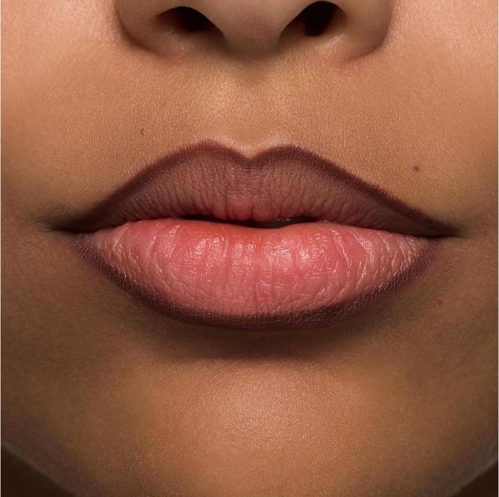 Produktbild essence 8h MATTE comfort lipliner (11 Chestnut Perfection)