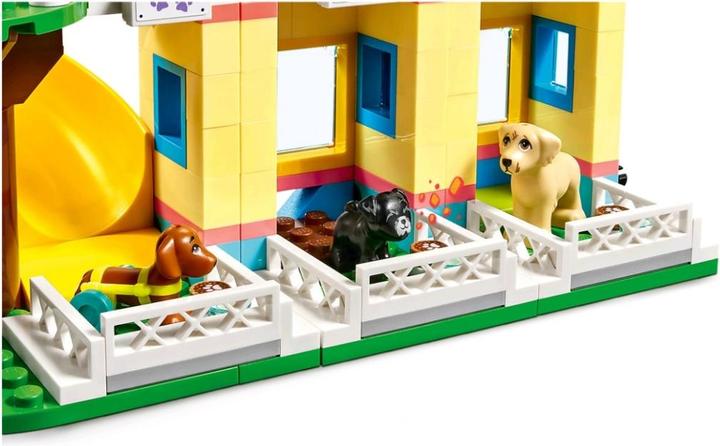 Actual product image LEGO Dog rescue centre (41727, LEGO Friends)