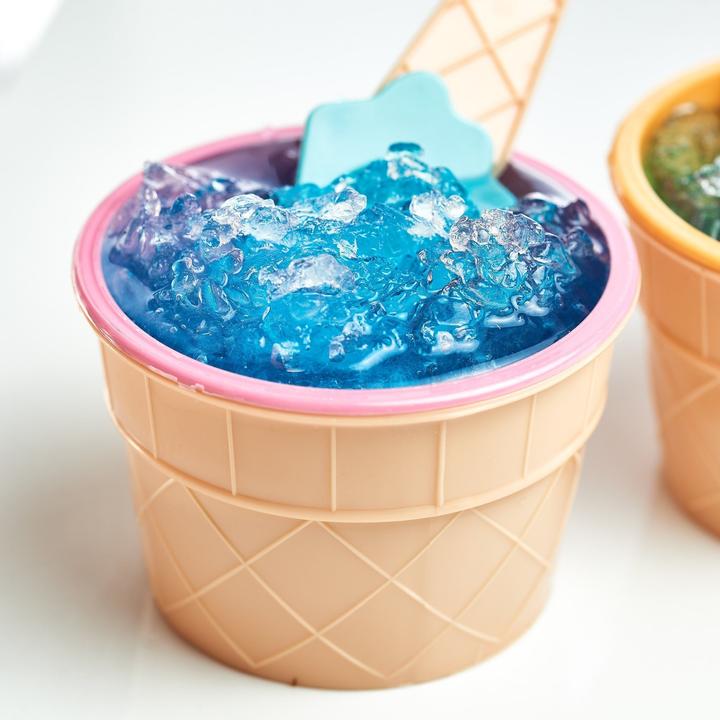 Actual product image Nostalgia Electrics Slush maker