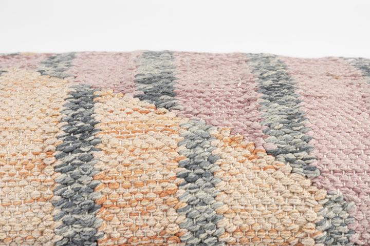 Actual product image Dutchbone Hampton Cushion (60 x 30 x 11 cm)