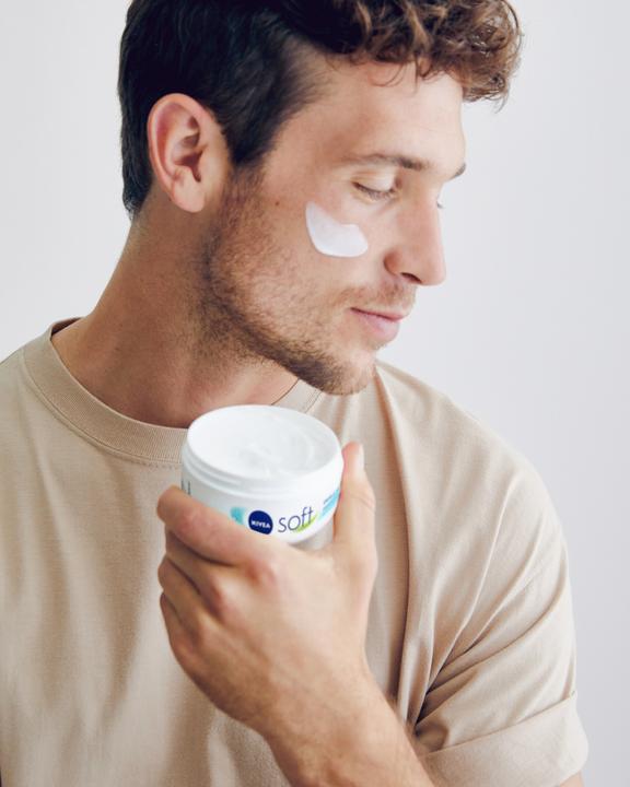 Produktbild NIVEA Soft Topf (Körpercreme, 300 ml)