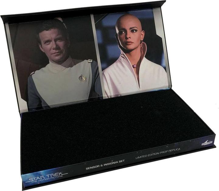 Actual product image Factory Entertainment Star Trek, le film réplique 1/1 Ilia Sensor And Command Insignia Limited Edition Set