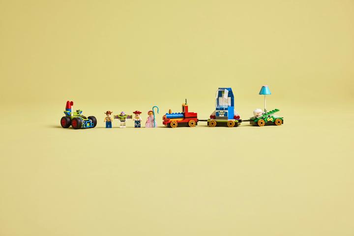 Actual product image LEGO Partyzug und das Auto RC aus Toy Story (43264, LEGO Disney)