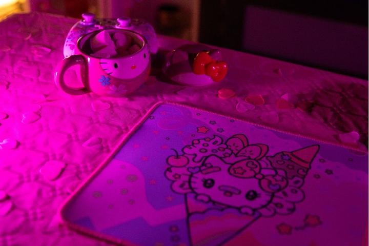 Produktbild Konix Hello Kitty Mousepad Ice Cream 27 x 32 cm (M)