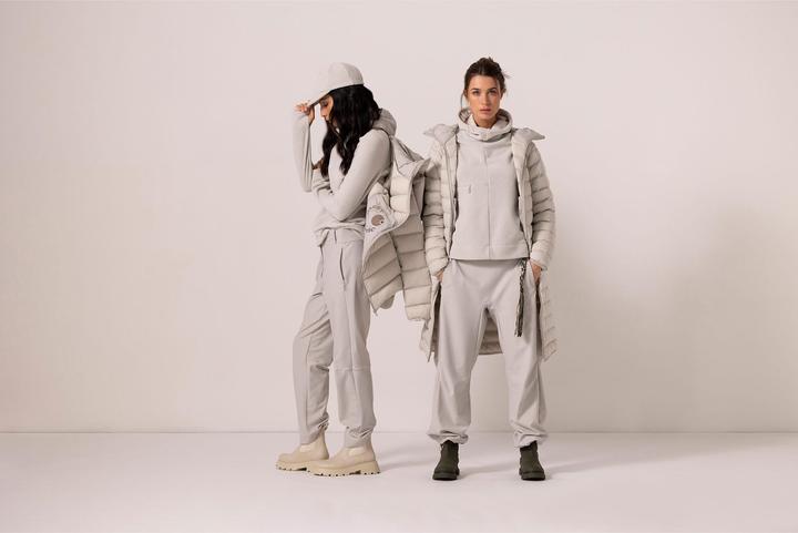 Actual product image Jeanne Baret Rochefort (S)