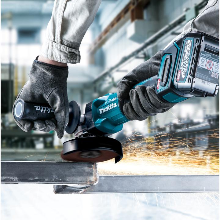 Actual product image Makita 40V Battery Angle Grinder GA005GZ (125 mm)