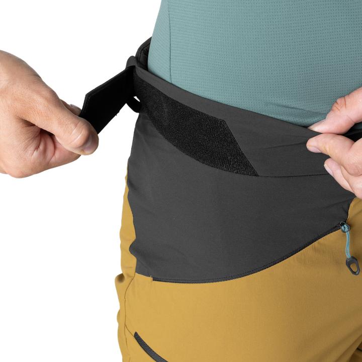 Actual product image Dynafit Transalper Dynastretch Shorts (L)