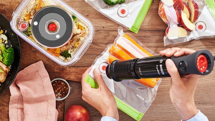 Produktbild Bosch Hausgeräte Vakuum-Frischhalteset (für Stabm.-Ergo)