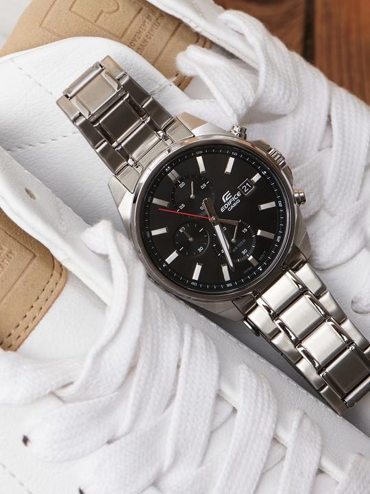 Actual product image Casio Edifice (Chronograph, 44 mm)