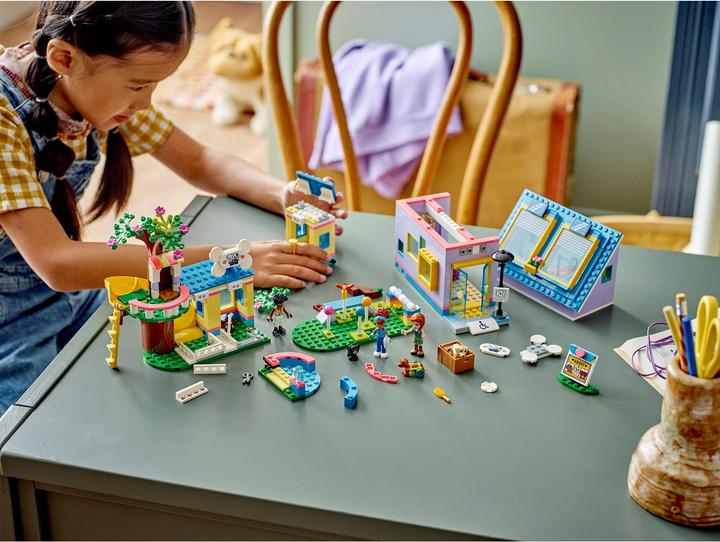Actual product image LEGO Dog rescue centre (41727, LEGO Friends)