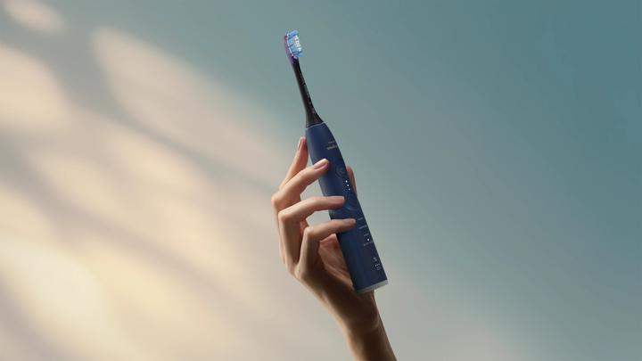 Produktbild Philips Sonicare 7100 HX7423/08 (Schallzahnbürste)