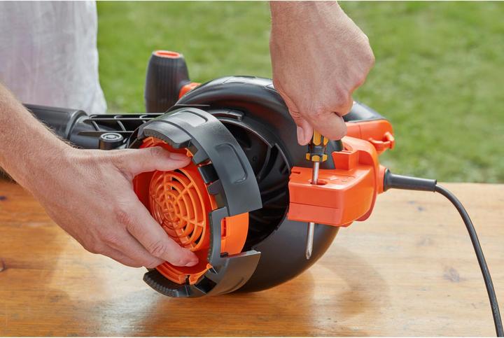 Actual product image Black & Decker BEBLV301 (Electrical connection, Leaf vacuums, Vacuum cleaners & blowers, Leaf blower)