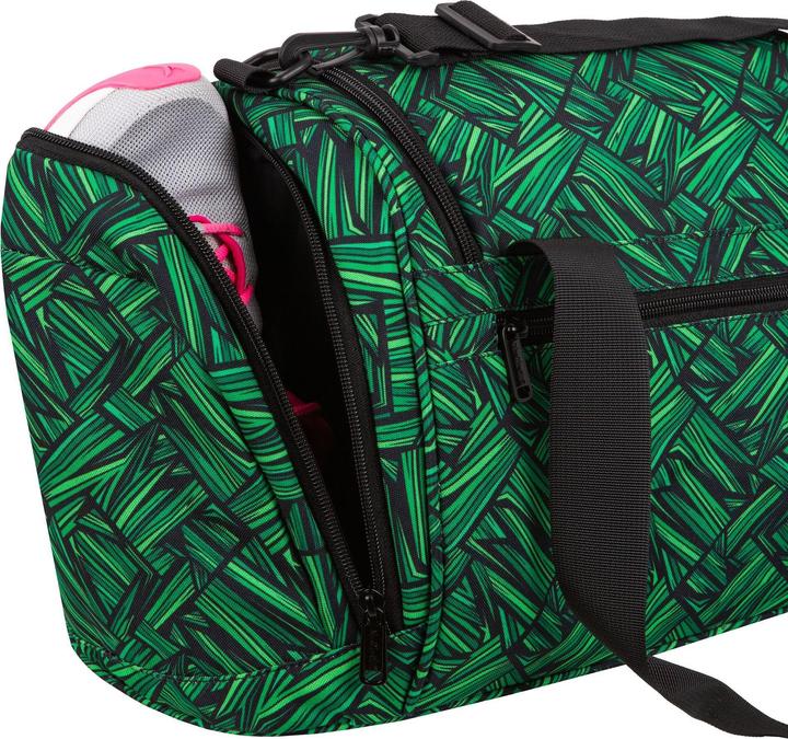 Actual product image Mc Neill Sports bag 37 cm (18 l)