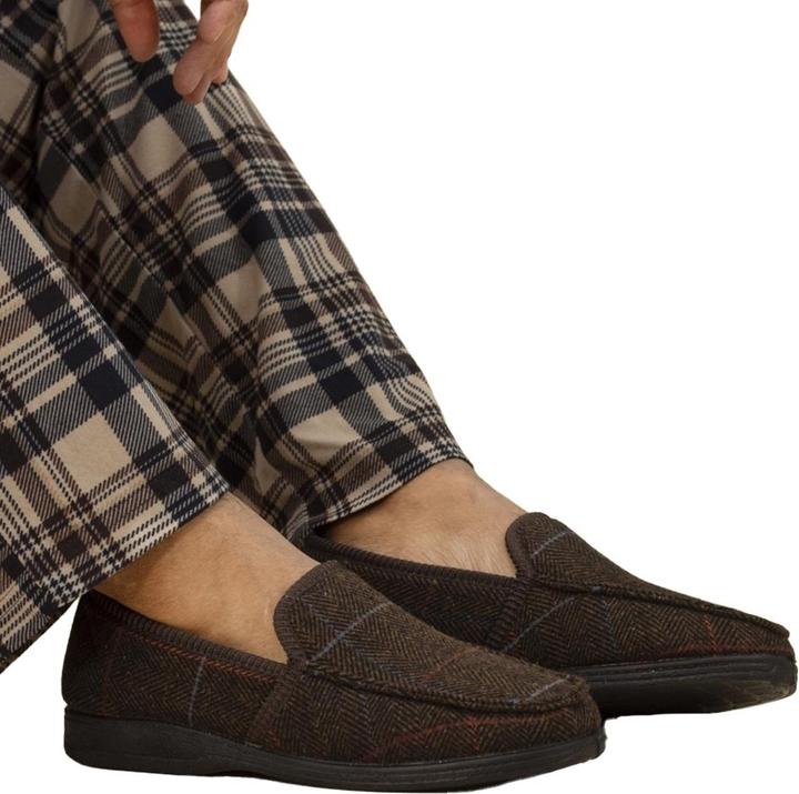 Actual product image Lazy Dogz Mens Eisenhower Slippers (41)