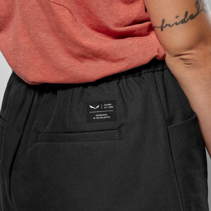Actual product image Salewa Fanes Hemp Light Shorts W (Frequency band 38 (2600 MHz))