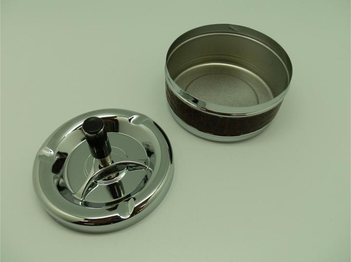 Actual product image GuGus Slinging ashtray