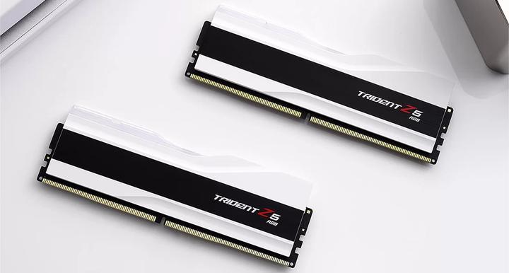 Image du produit G.Skill Trident Z5 RGB (2 x 16GB, 6000 MHz, RAM DDR5, DIMM)