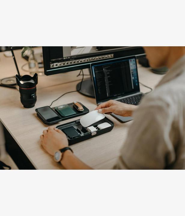 Actual product image Orbitkey Nest (10 W)