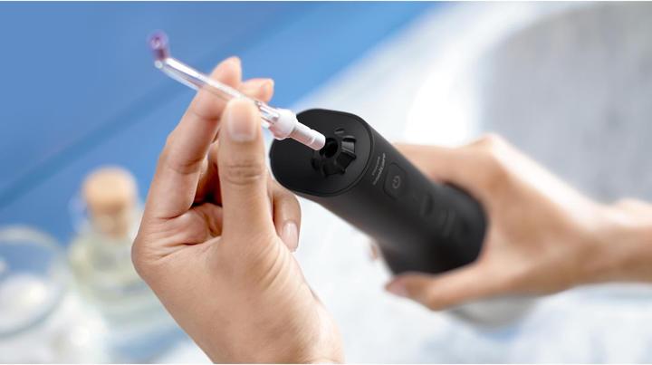 Actual product image Philips Sonicare Diamond Clean 9000 & Cordless Power Flosser 3000 (Sonic toothbrush)
