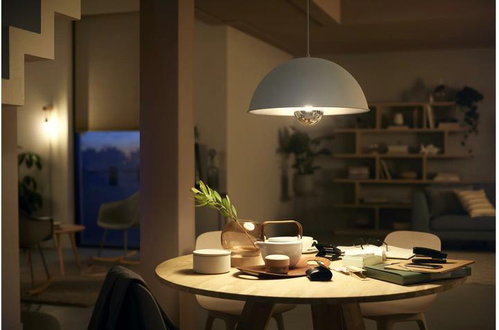 Produktbild Philips Lampe (E27, 7.20 W, 650 lm, 1 x, F)