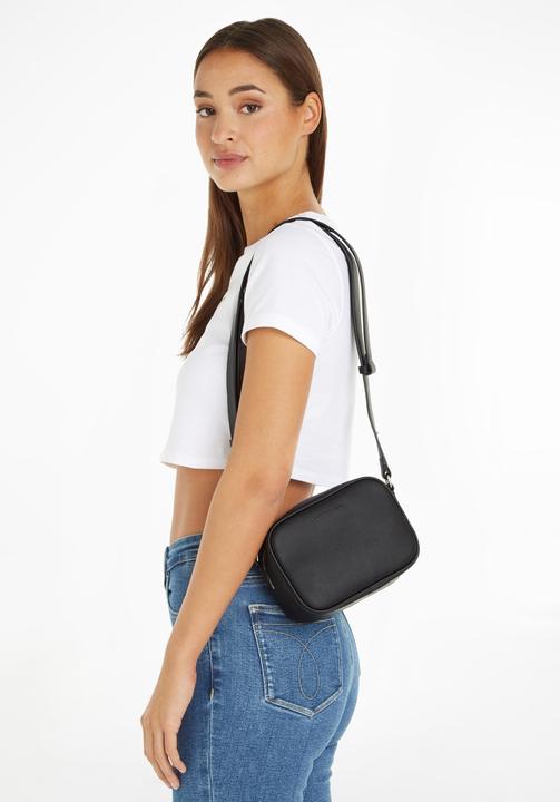 Produktbild Calvin Klein CKJ Sculpted Camera Bag 18 Twill Black