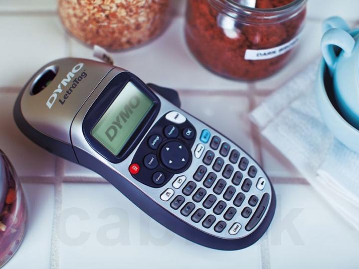 Actual product image Dymo Labelling device LetragTag 100H incl 4 AA batteries
