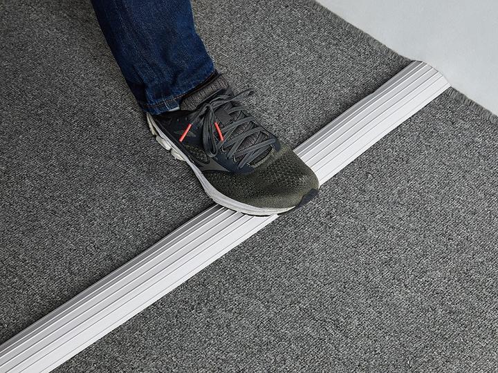 Actual product image Multibrackets Top floor cable duct 60x10000, PVC, white (Duct, 1000 cm)