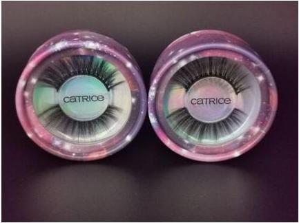 Actual product image Catrice Dear Universe 3D False Lashes Limited Edition (Artificial eyelashes)