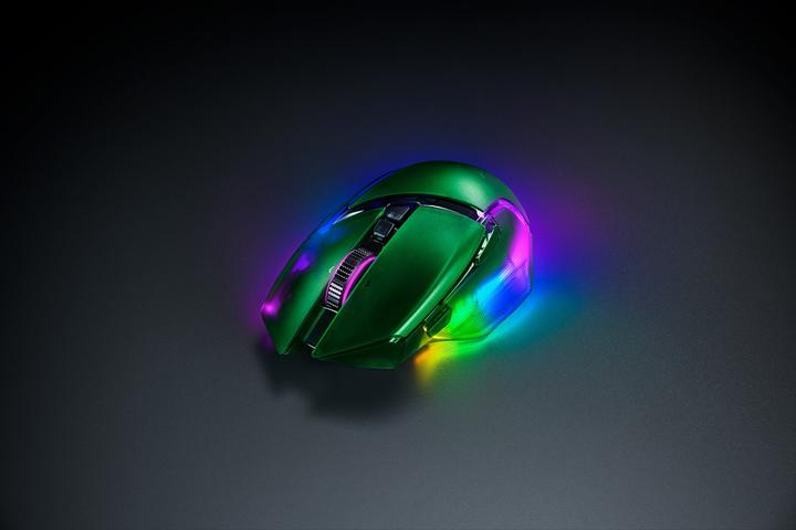 Actual product image Razer Basilisk V3 Pro 35K (Cable, Wireless)