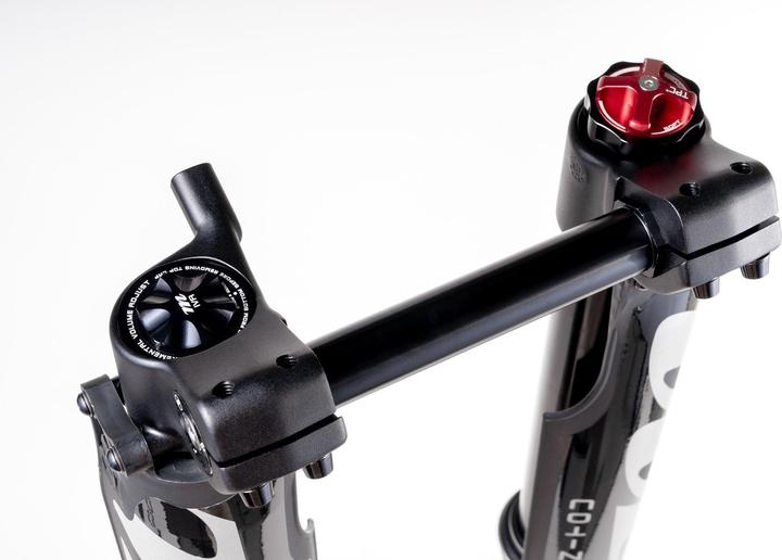 Actual product image Manitou Dorado Expert 37 (203 mm, Air)