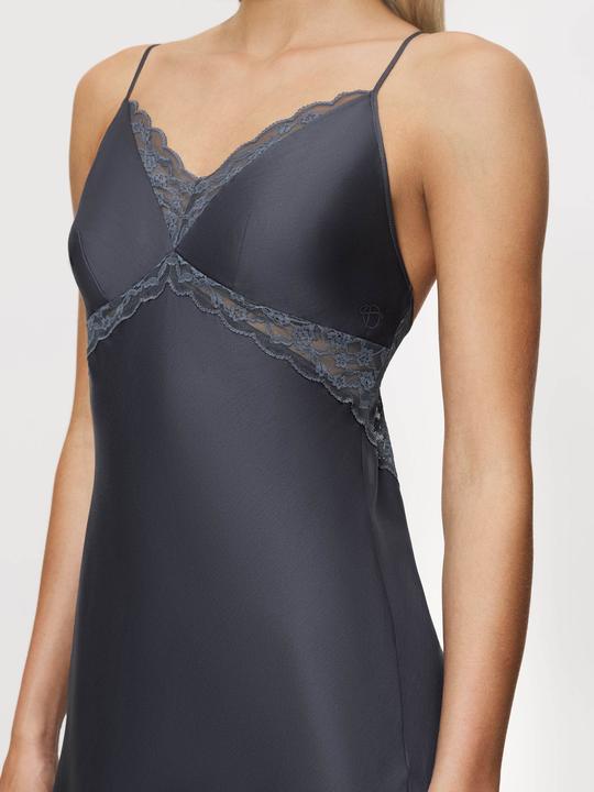 Actual product image Triumph Nachthemd Silky Sensuality (42)