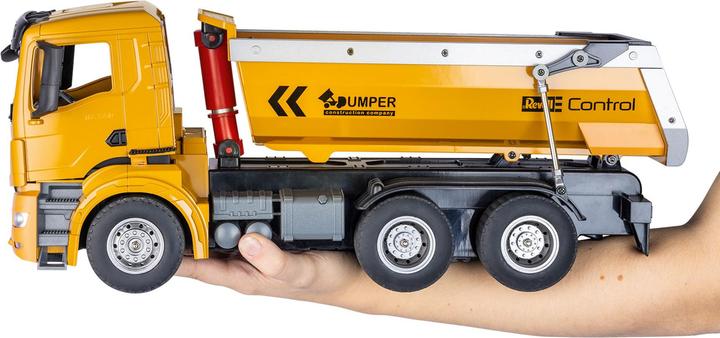Actual product image Revell Dumper Truck