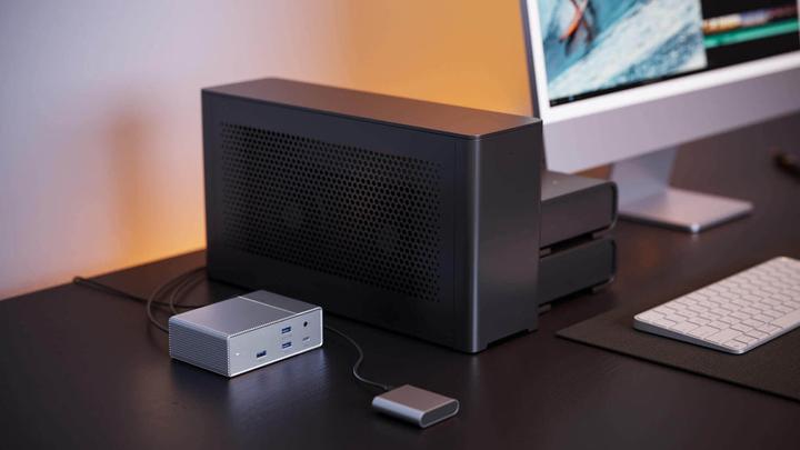 Produktbild Targus HyperDrive Universal GEN2 ThunderBolt 3 Docking Station (Thunderbolt, 13 Ports)