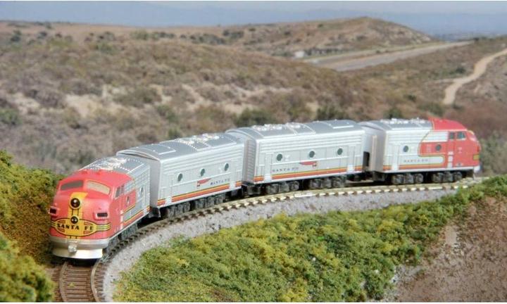 Rokuhan Z Locomotives (Track Z)