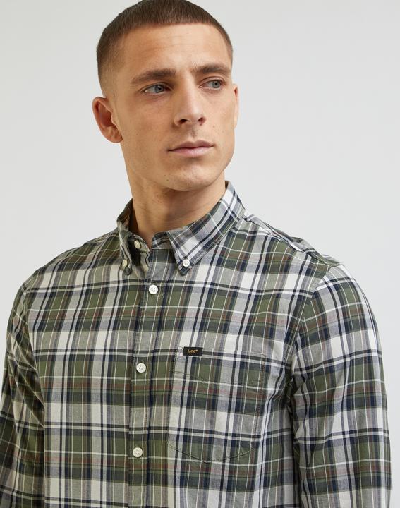 Actual product image Lee Button Down (M)