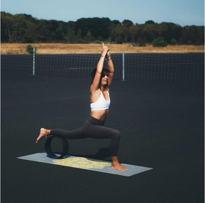 Produktbild Tunturi Yoga Rad Stretchhilfe
