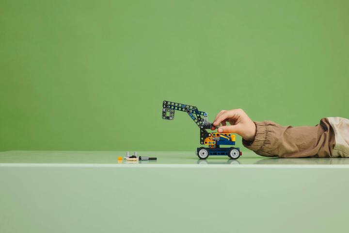 Produktbild LEGO Kipplaster (42147, LEGO Technic)