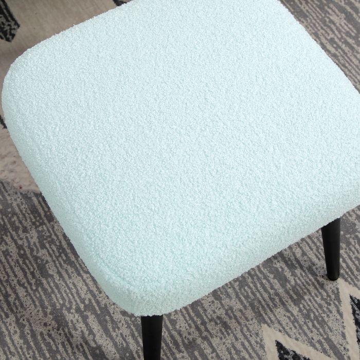 Produktbild Swisshandel24 Fusshocker Sitzhocker quadratisch inkl. Kaschmir-Optik, hellblau