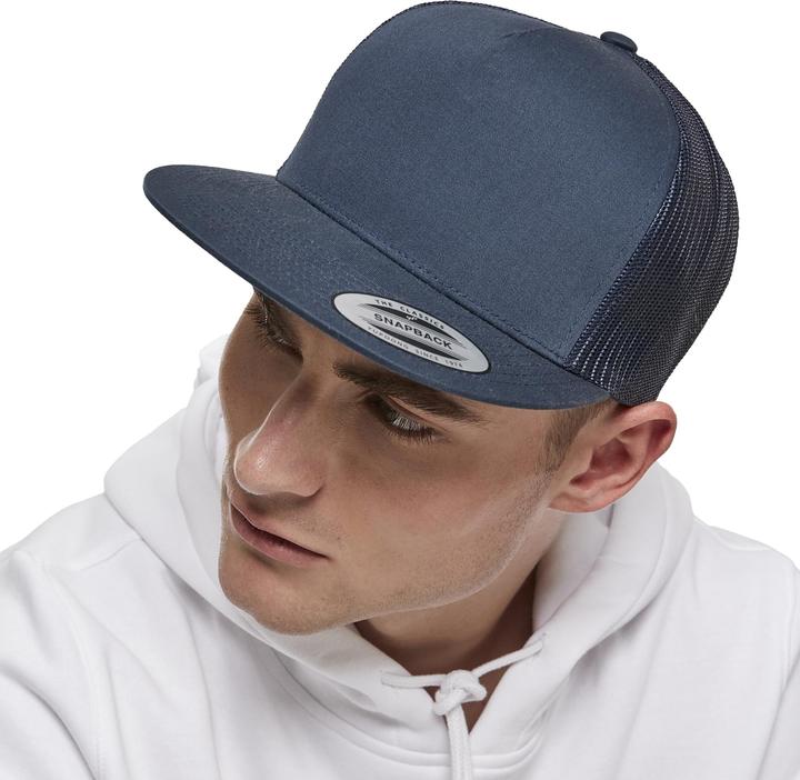Actual product image Flexfit Classic trucker cap (One size)