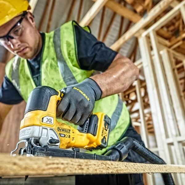 Actual product image DeWalt DCS334N-XJ