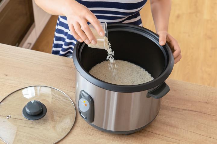 Actual product image Sencor Rice cooking pot SRM 2800 SS 2.8L, 1000W