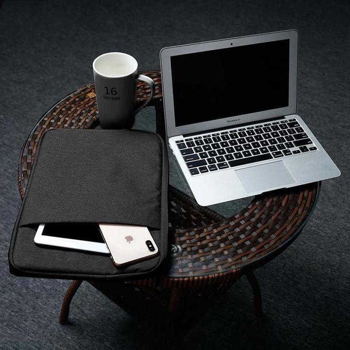 Actual product image Cadorabo Fabric Laptop Bag 14 Inch (14", Universal)