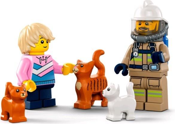 Produktbild LEGO Feuerwehreinsatz mit Löschtruppe (60321, LEGO City)