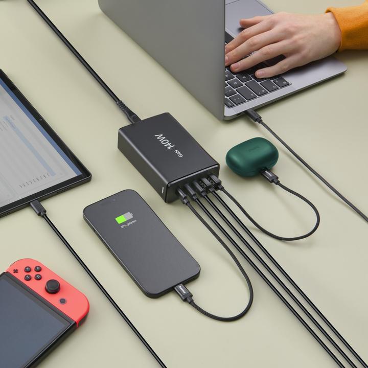 Immagine prodotto Hama Stazione di ricarica 5 porte, GaN, caricatore rapido, 3xUSB-C, 2xUSB-A, PD, 140 W, SW (140 W)
