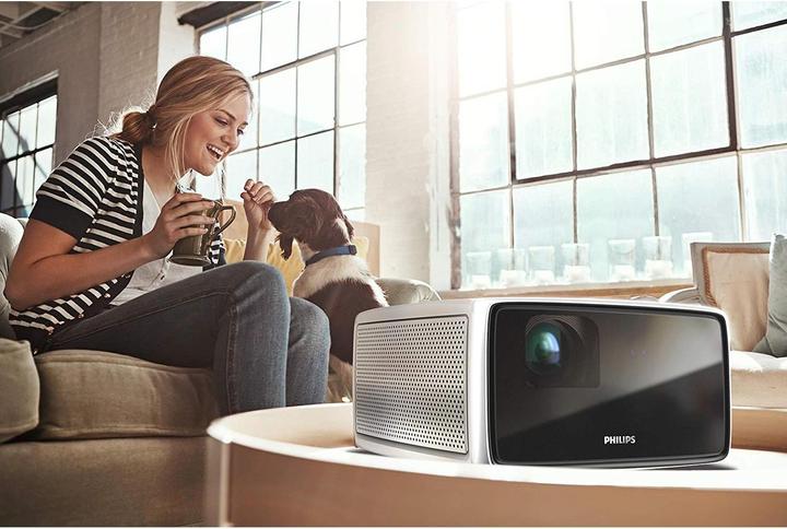 Actual product image Philips Screeneo S4 (Full HD, 1800 lm, 1.2:1)